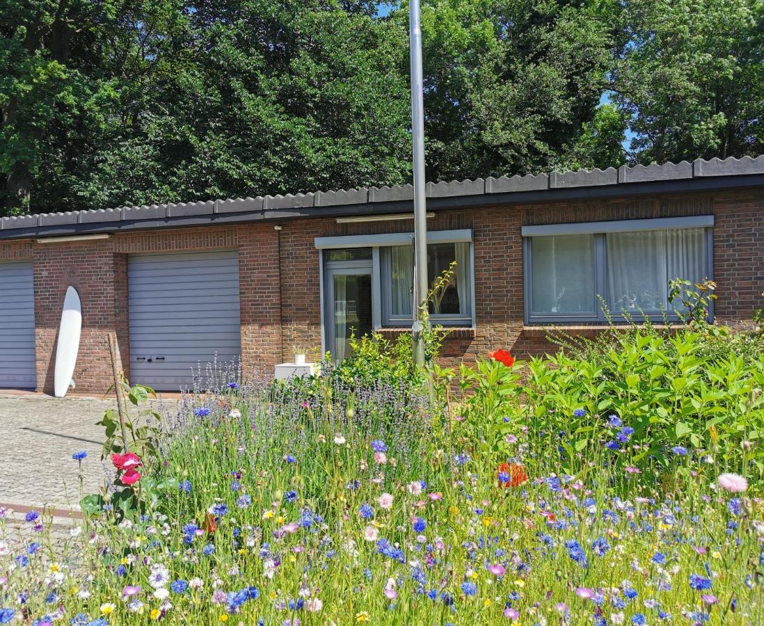 Nordic Bo -Wellen Wald Und Wilde Kueste- Strandnahe Doppelhaushaelfte Mit Waldterrasse Surendorf Exterior foto